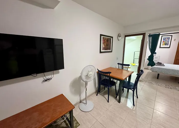 公寓 Sunny Poolside In Americas 阿德耶