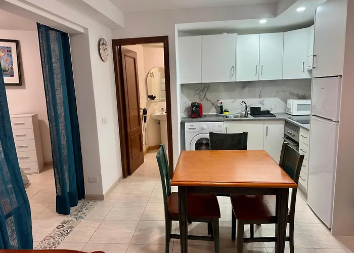 公寓 Sunny Poolside In Americas